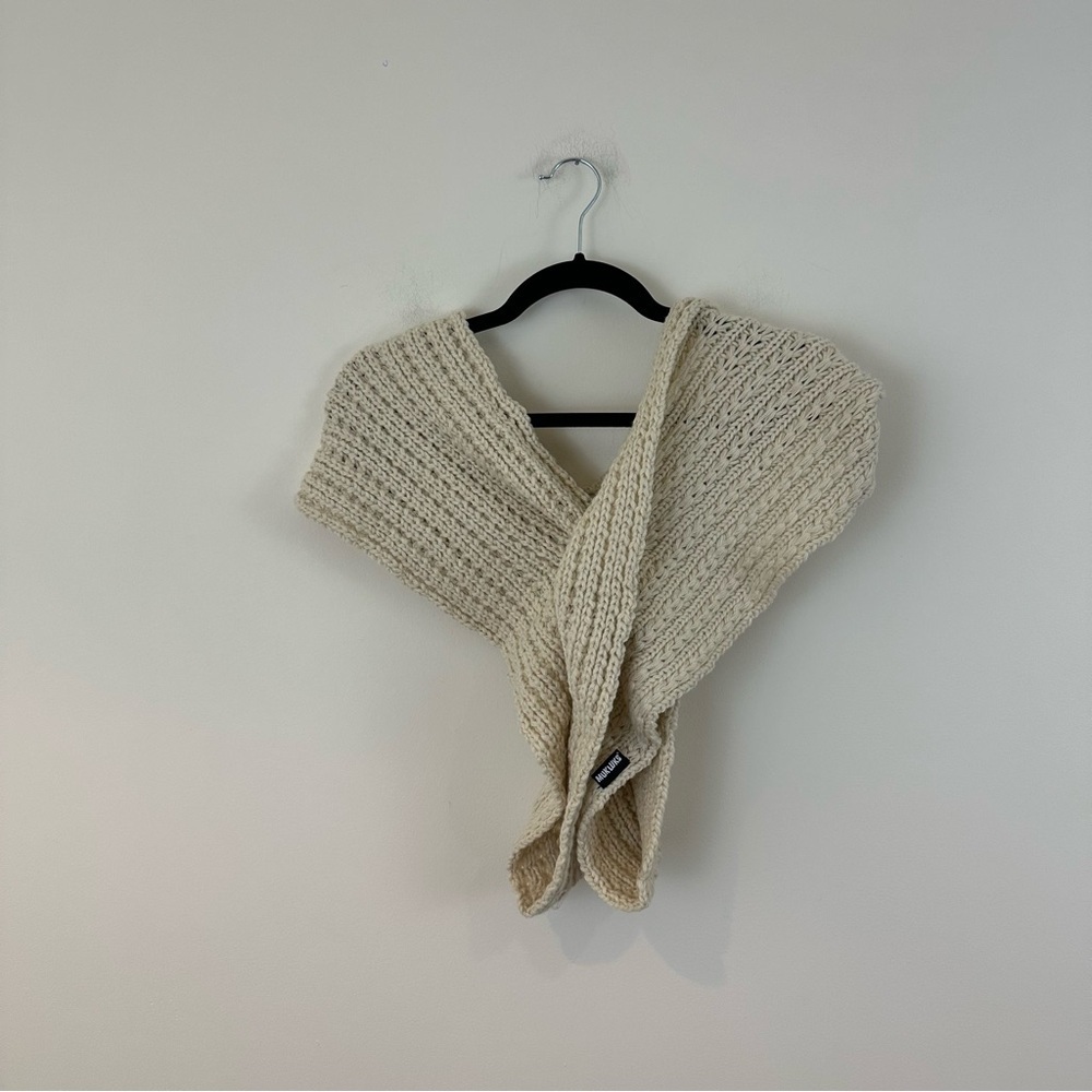 Muk Luks Cream Knit Infinity Scarf NWT